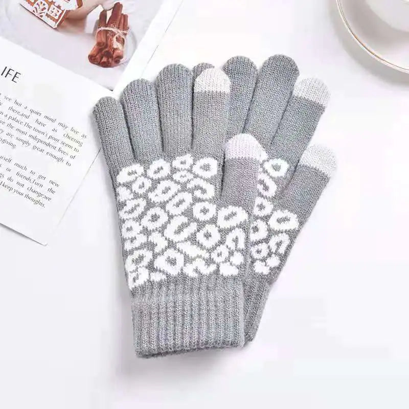 Winter Thermal Touchscreen Knitted Gloves for Outdoor Use